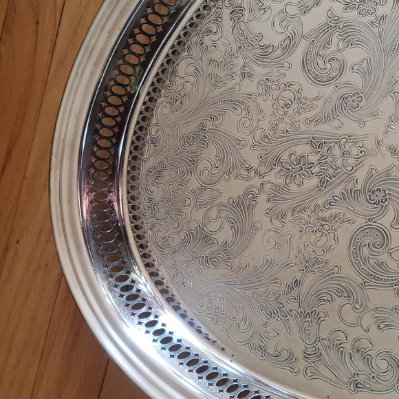 Vintage Kent silversmiths oval serving tray - Picture 9 of 16